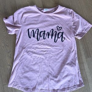Mama graphic t-shirt M